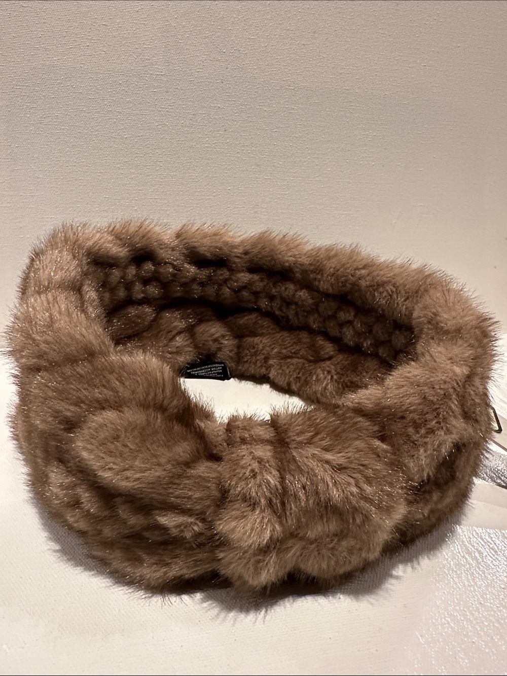 NWT Avalanche Faux Fur Ear Warmer Head Band. One Size 22”